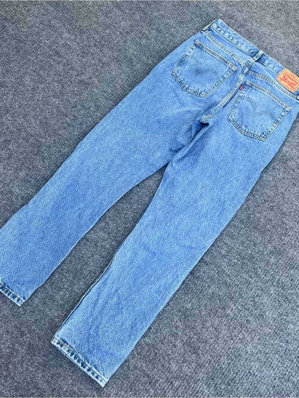 Levi’s 501 105th Anniversary Jeans - Picture 6 of 8